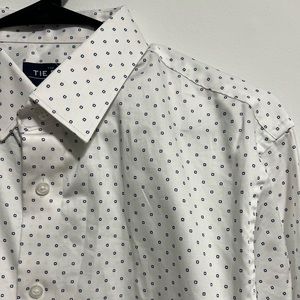 Tie Bar Trim Fit Men’s Dress Shirt